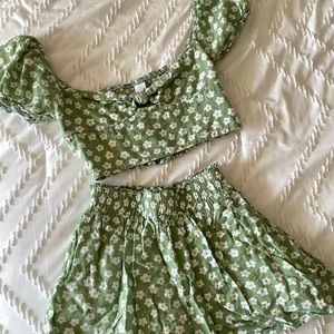 Green princess polly set